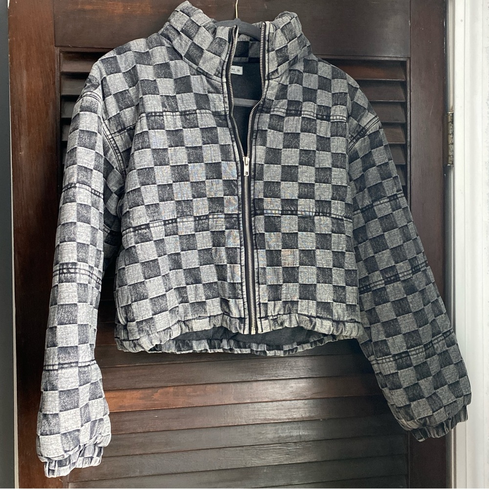 Women's Checkered Jacket - Picture 3 of 5